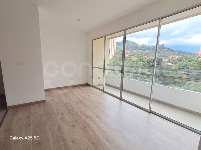 Apartamento en Arriendo en Altomira, San jose - Miniatura 5