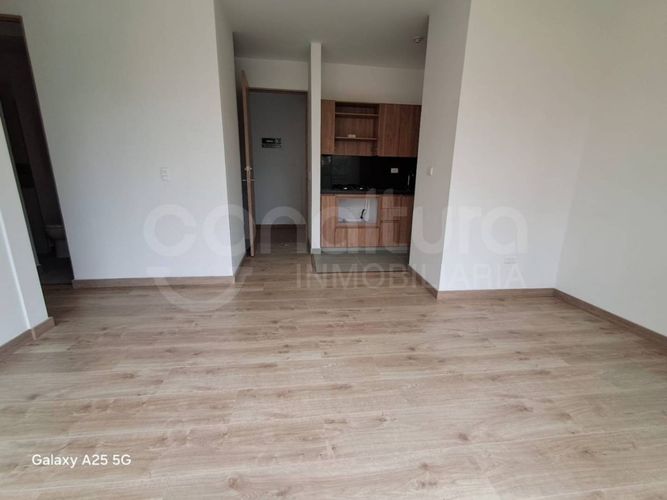 Apartamento en Arriendo en Altomira, San jose - Miniatura 13