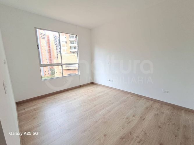 Apartamento en Arriendo en Altomira, San jose - Miniatura 14
