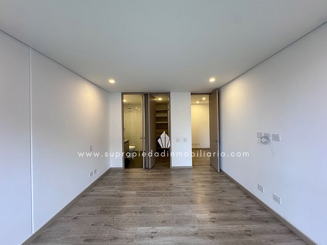 Apartamento en Arriendo en El Poblado, Medellín - Miniatura 14