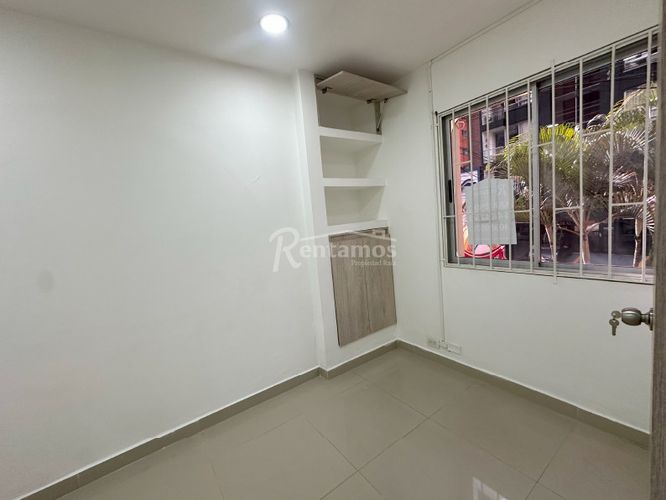 Oficina en Arriendo en Santa teresita, Medellín - Miniatura 4