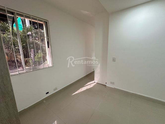 Oficina en Arriendo en Santa teresita, Medellín - Miniatura 12