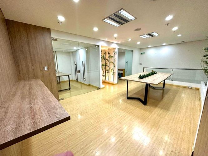 Oficina en  Arriendo en Ciudad jardin, Cali - Miniatura 6