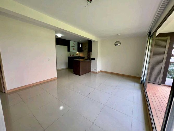 Apartamento en Arriendo en Loma de los bernal, Medellín - Miniatura 4