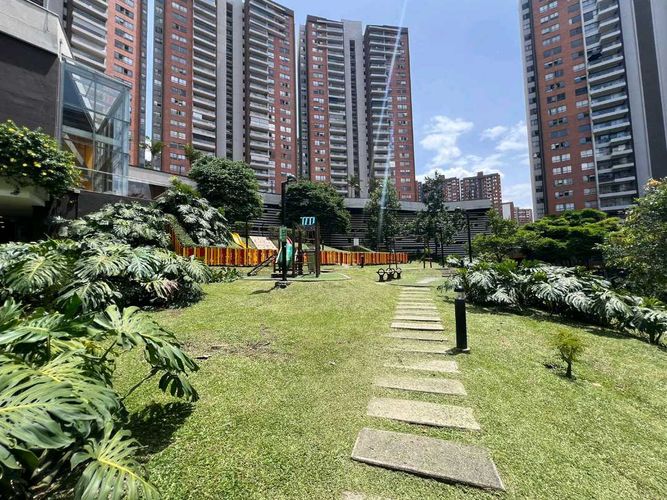 Apartamento en Arriendo en Loma de los bernal, Medellín - Miniatura 24
