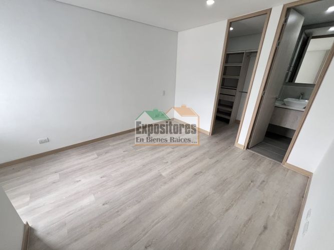 Apartamento en Arriendo en Loma de las brujas, Envigado - Miniatura 9