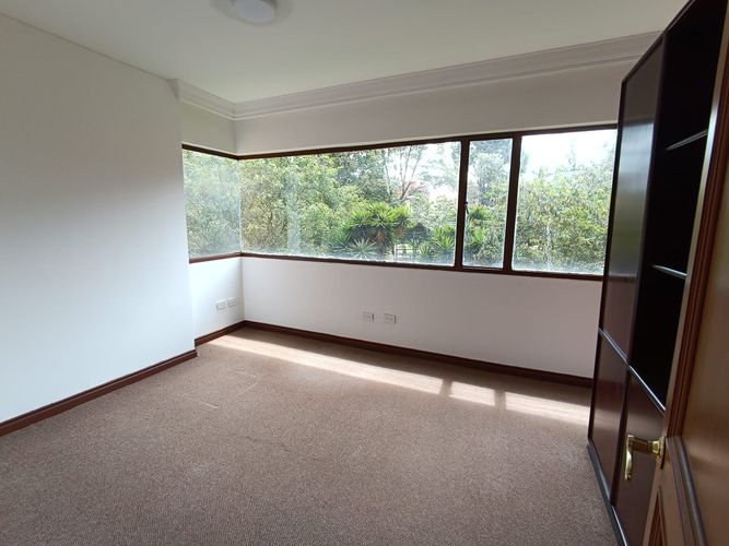 Oficina en Arriendo en El Lago, Bogotá - Miniatura 2