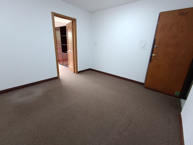 Oficina en Arriendo en El Lago, Bogotá - Miniatura 9