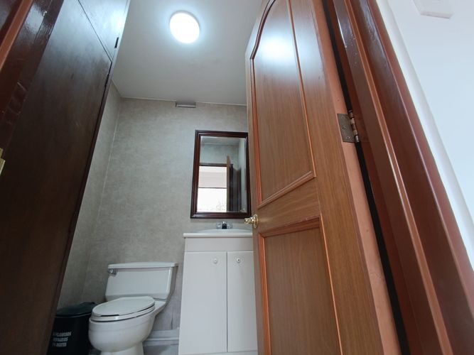 Oficina en Arriendo en El Lago, Bogotá - Miniatura 10
