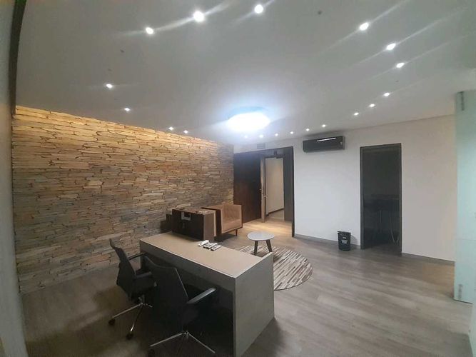 Oficina en Arriendo en Medellín - Miniatura 3