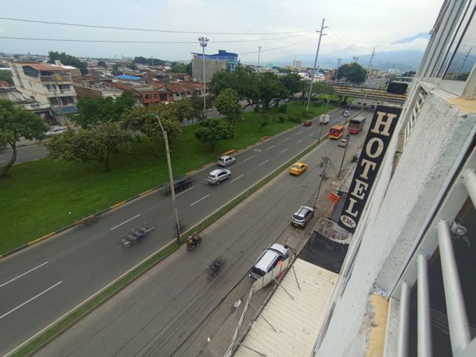 Edificio en Arriendo en Junin, Cali - Miniatura 3