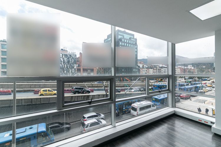 Oficina en Arriendo en Chico norte, Bogotá - Miniatura 2