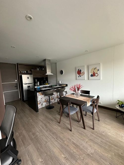 Apartamento en Arriendo en Santa Barbara, Bogotá - Miniatura 2