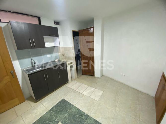 Apartaestudio en Arriendo en Laureles, Medellín - Miniatura 3
