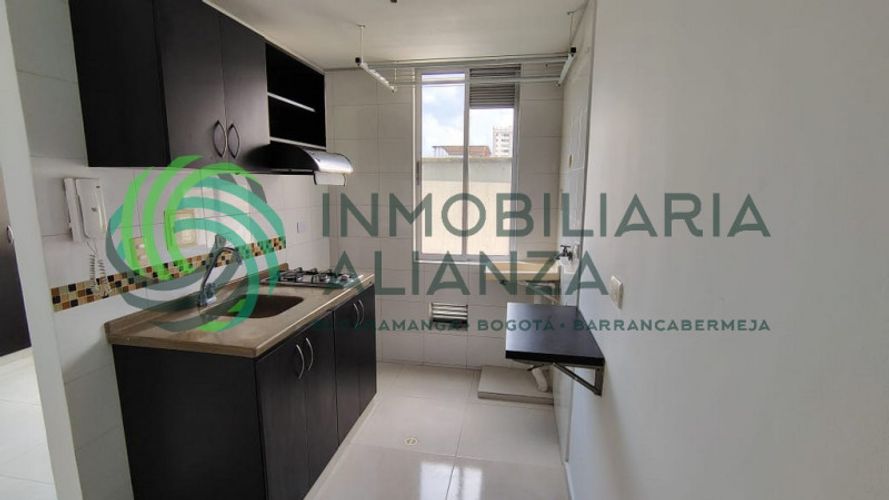 Apartaestudio en Arriendo en Comuneros, Bucaramanga - Miniatura 3