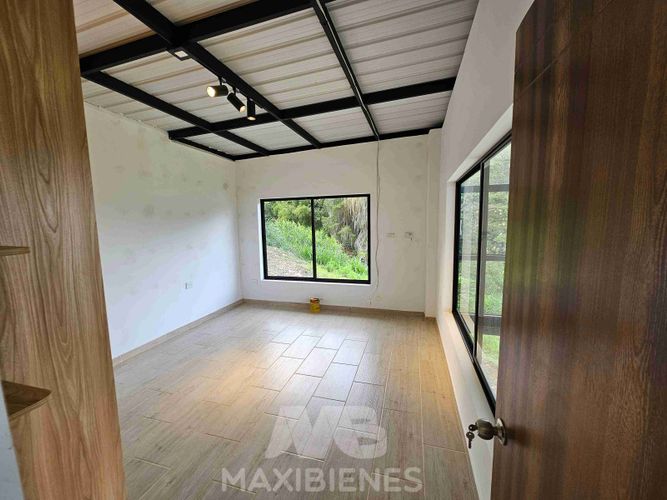 Finca en Arriendo en Portachuelo, Copacabana - Miniatura 2