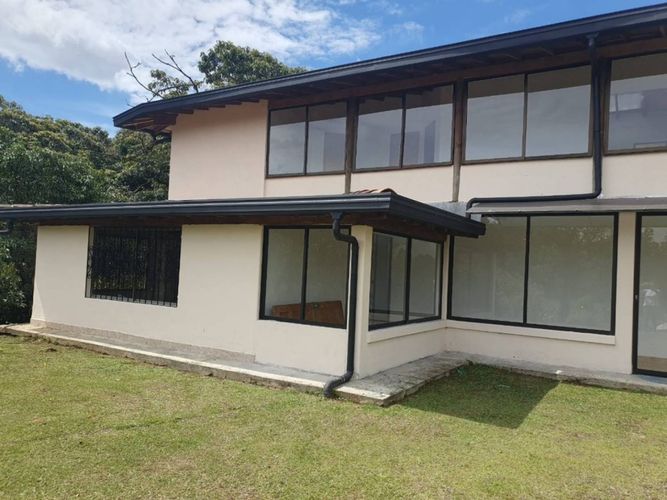 Finca en Arriendo en El carmin, Rionegro - Miniatura 2