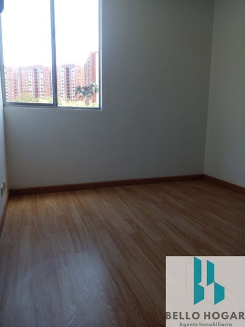Apartamento en Arriendo en Loma de los bernal, Medellín - Miniatura 3