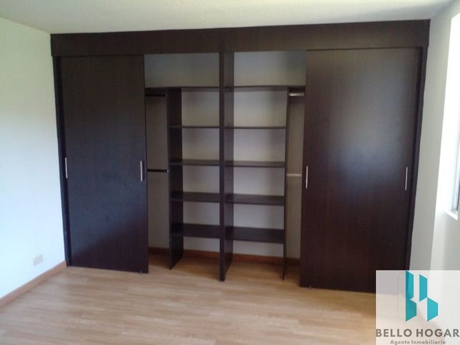 Apartamento en Arriendo en Loma de los bernal, Medellín - Miniatura 9