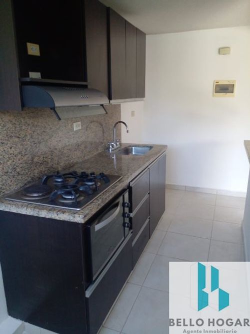 Apartamento en Arriendo en Loma de los bernal, Medellín - Miniatura 11