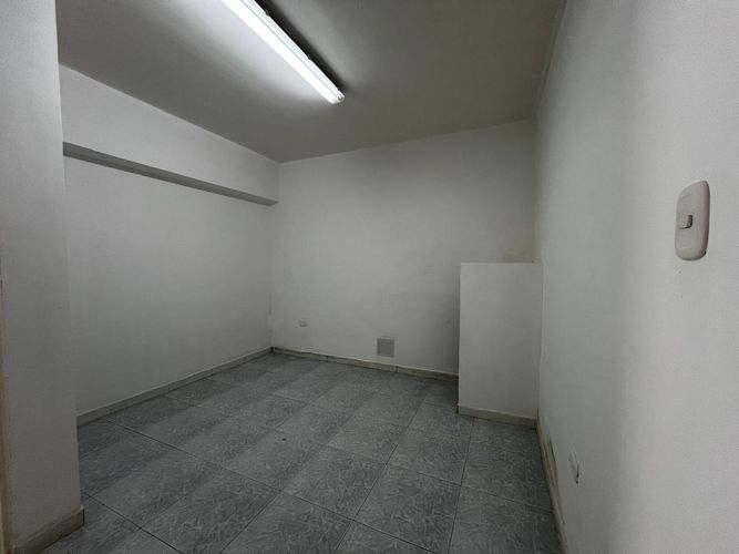 Local en Arriendo en Urbanizacion colseguros, Cali - Miniatura 13
