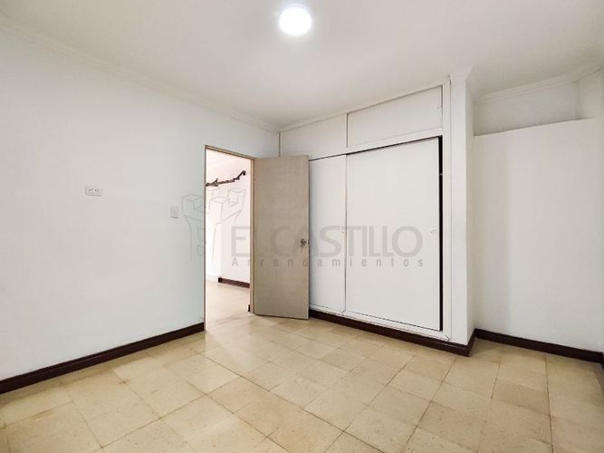 Apartaestudio en Arriendo en Laureles, Medellín - Miniatura 3