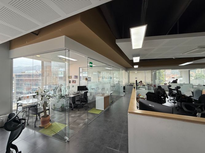 Oficina en Arriendo en El chico, Bogotá - Miniatura 14