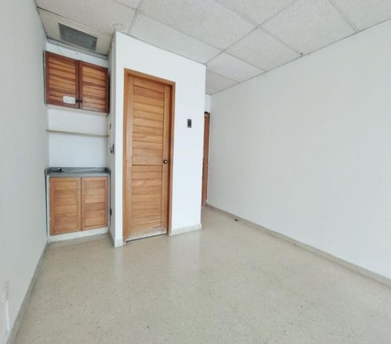 Oficina en arriendo en Centro, Bucaramanga - Miniatura 2