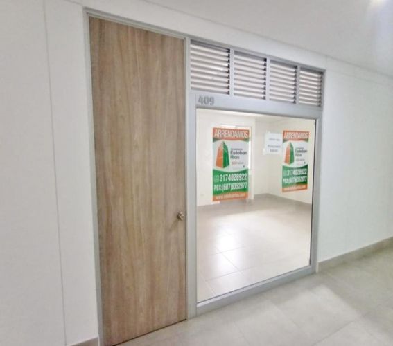 Oficina en arriendo en Floridablanca - Miniatura 3