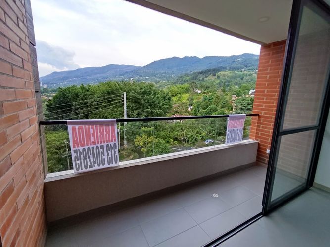 Apartaestudio en Arriendo en Loma del Escobero, Envigado - Miniatura 6