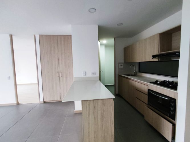 Apartaestudio en Arriendo en Loma del Escobero, Envigado - Miniatura 22