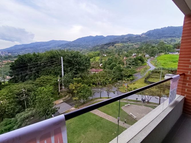 Apartaestudio en Arriendo en Loma del Escobero, Envigado - Miniatura 28
