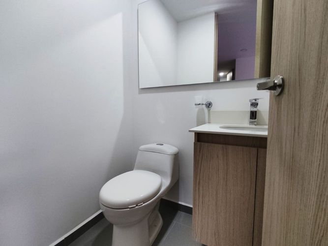 Apartaestudio en Arriendo en Loma del Escobero, Envigado - Miniatura 30