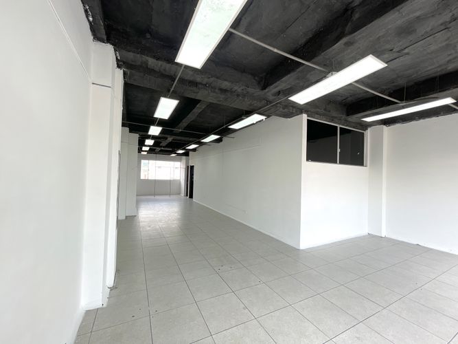 Local en Arriendo en Alamos, Bogotá - Miniatura 3