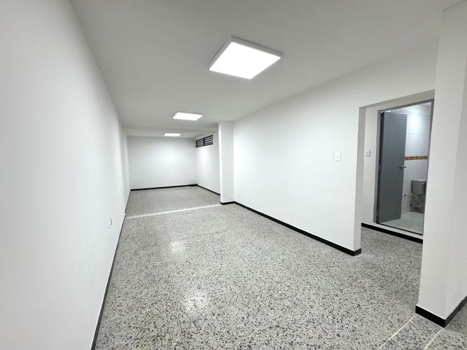 Local en Arriendo en Bavaria, Bogotá - Miniatura 5
