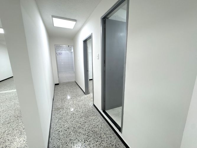 Local en Arriendo en Bavaria, Bogotá - Miniatura 6
