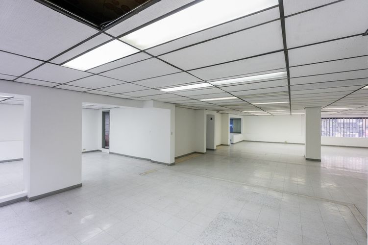 Local en Arriendo en Centro narino, Bogotá - Miniatura 2