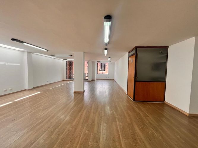 Oficina en Arriendo en Chico norte, Bogotá - Miniatura 2