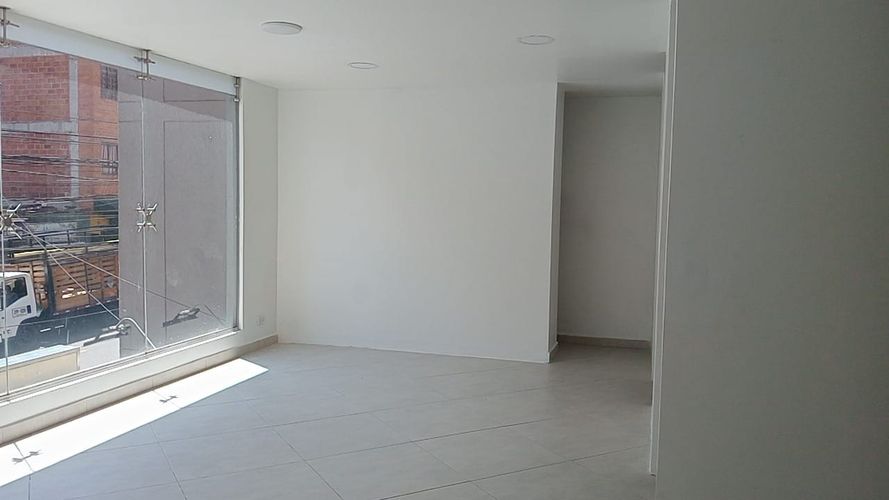 Oficina en  Arriendo en Sabaneta - Miniatura 4