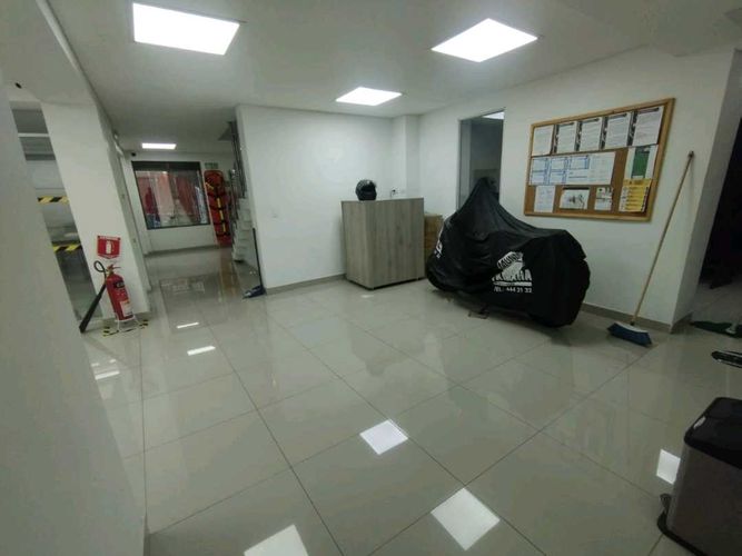 Edificio en  Arriendo en Laureles, Medellín - Miniatura 6