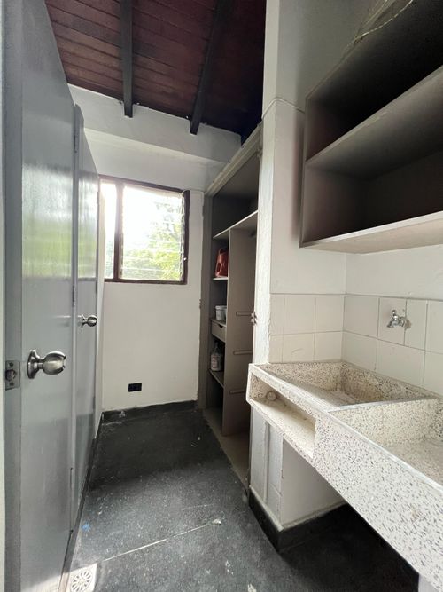 Oficina en Arriendo en Medellín - Miniatura 16