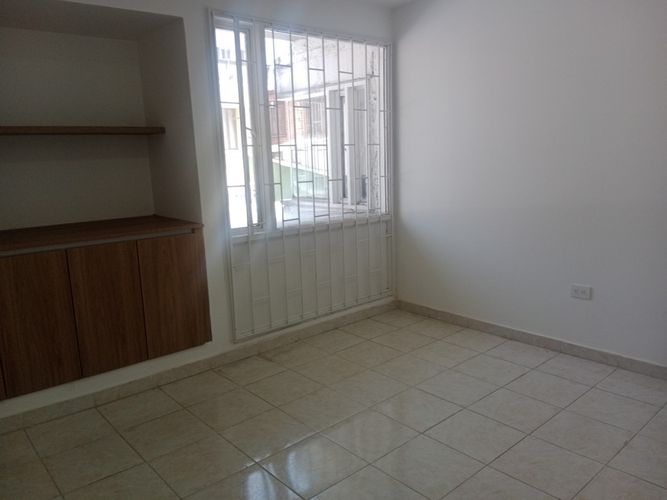 Oficina en arriendo en Belalcazar, Bogotá - Miniatura 6