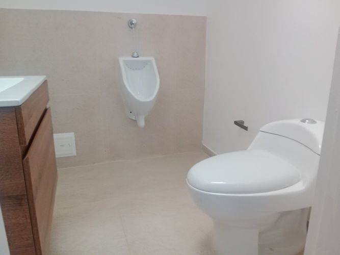 Oficina en arriendo en Belalcazar, Bogotá - Miniatura 11