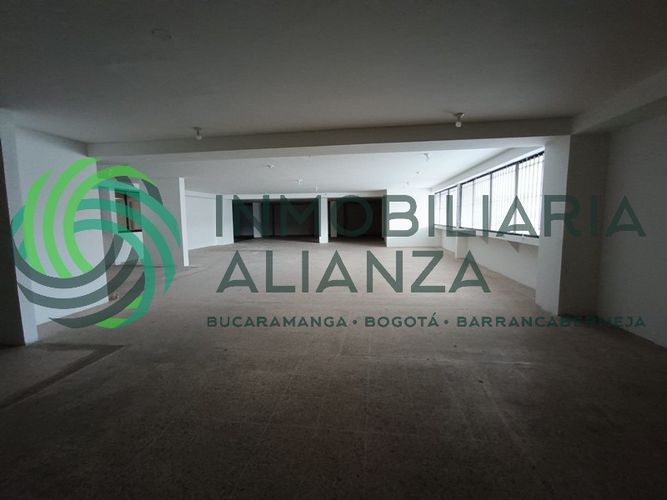 Edificio en arriendo en Centro, Bucaramanga - Miniatura 15
