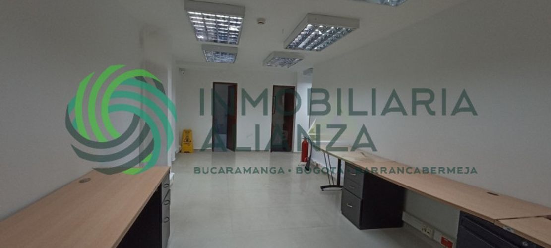 Edificio en arriendo en Antonia santos centro, Bucaramanga - Miniatura 5