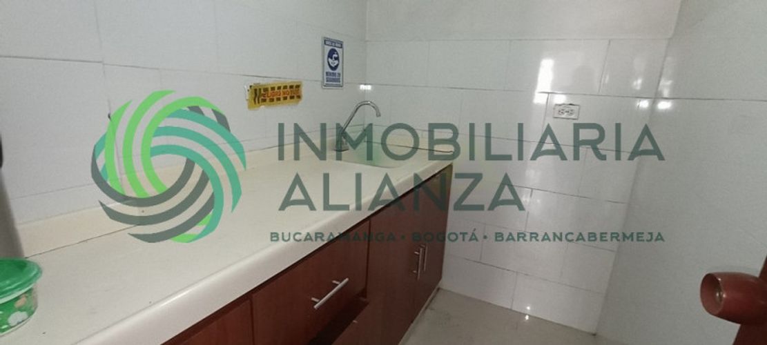 Edificio en arriendo en Antonia santos centro, Bucaramanga - Miniatura 14