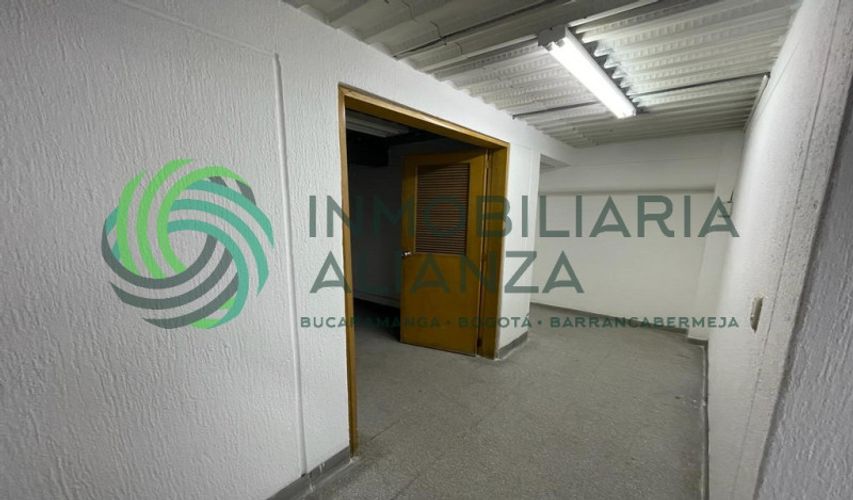 Edificio en arriendo en Mejoras publicas, Bucaramanga - Miniatura 4