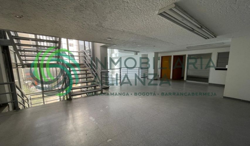 Edificio en arriendo en Mejoras publicas, Bucaramanga - Miniatura 10