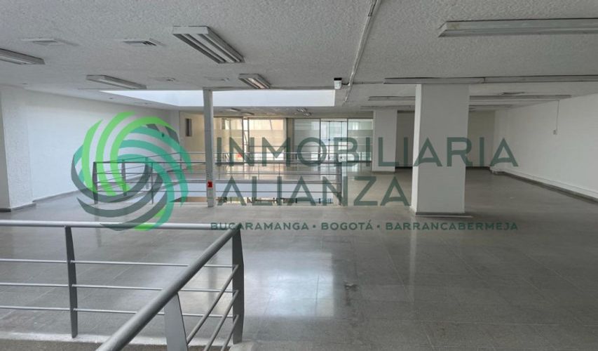 Edificio en arriendo en Mejoras publicas, Bucaramanga - Miniatura 11