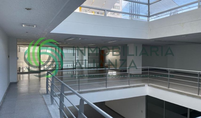 Edificio en arriendo en Mejoras publicas, Bucaramanga - Miniatura 12